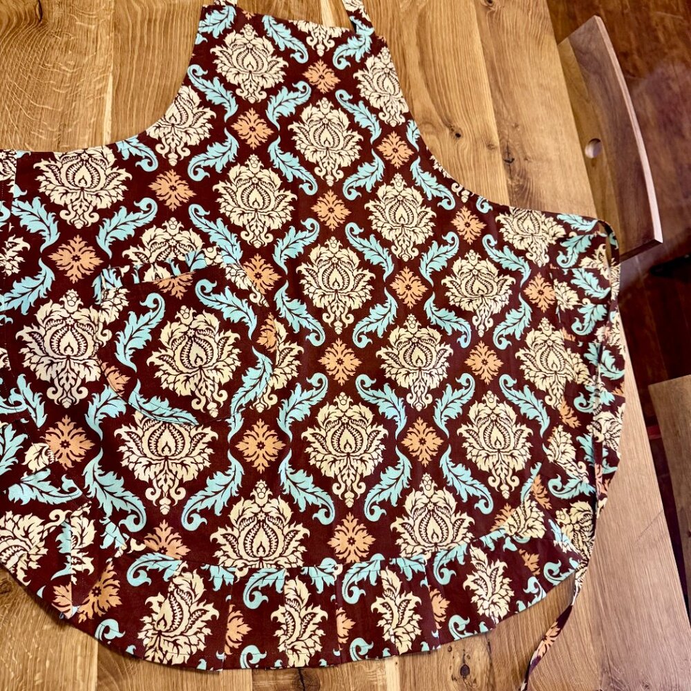 Handmade High Quality Aprons - Picture 5 of 14
